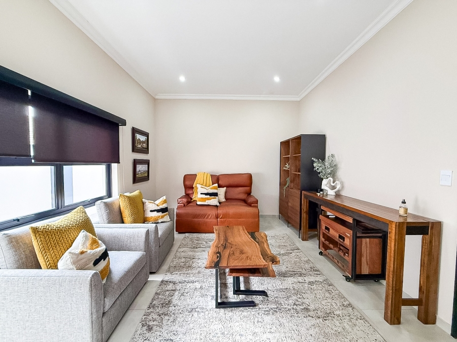 4 Bedroom Property for Sale in Meerhof North West